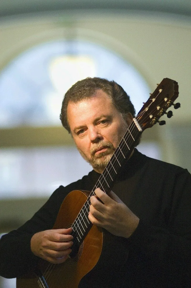 Manuel Barrueco, photographed by Stephen Spartana