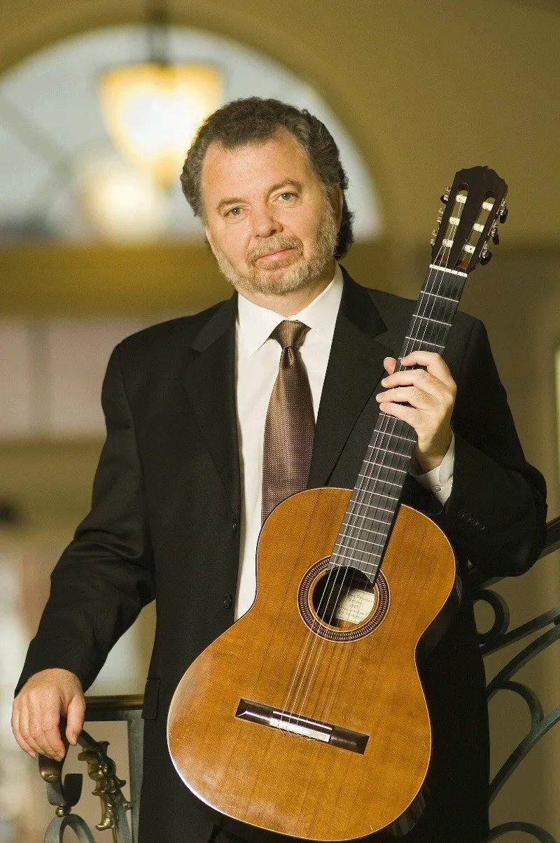 Manuel Barrueco, photographed by Stephen Spartana